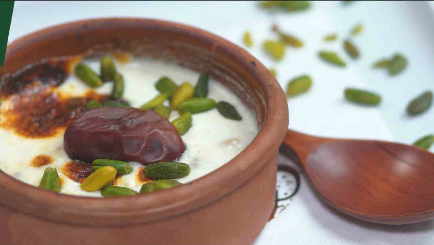 Baladna Khodari Date Dessert in Clay Pots